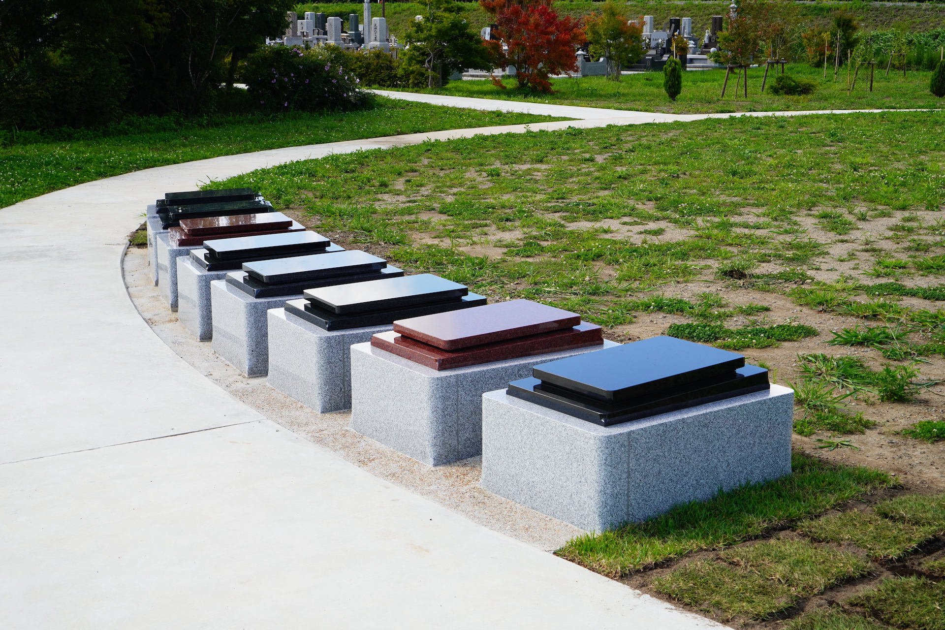 memorial-garden-front1